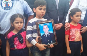 Üç uşaq atası olan şəhidimizlə vida mərasimi - VİDEO